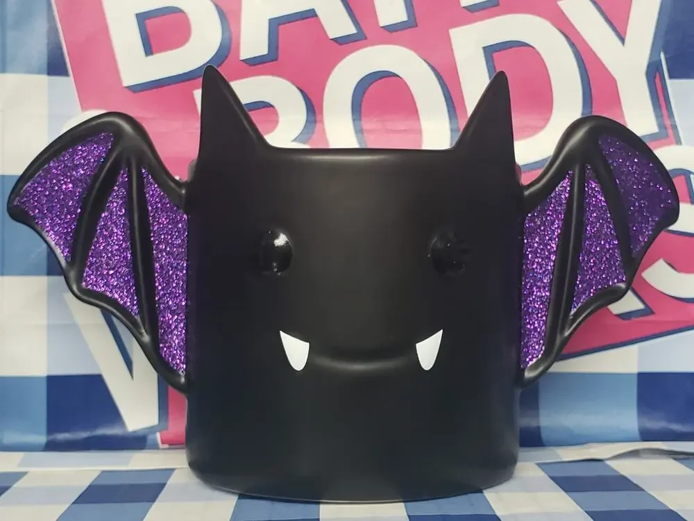 BBW Black Bat Showing Fangs w. Gold Glittery Wings Foaming Soap Holder